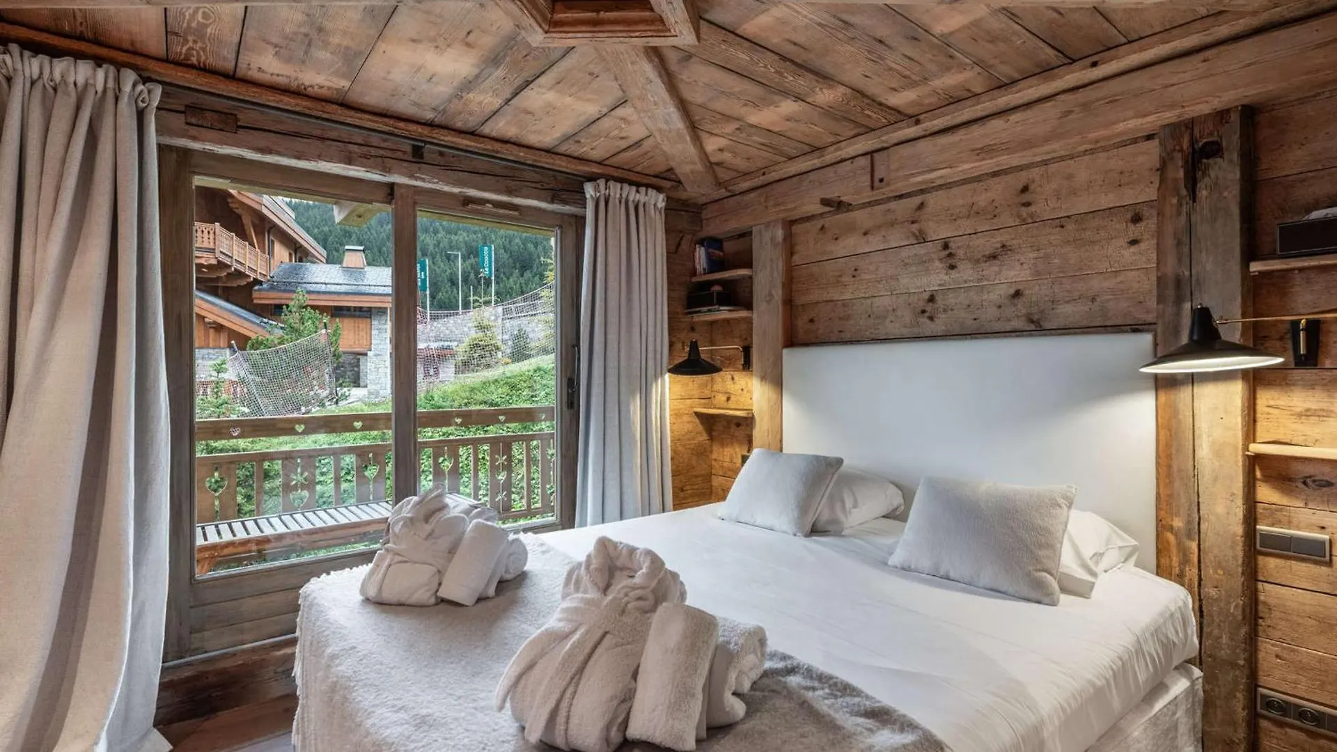 Chalet Spacieux, Skis Aux Pieds, Cheminee, Parking, Wifi - Fr-1-565-114 Les Allues